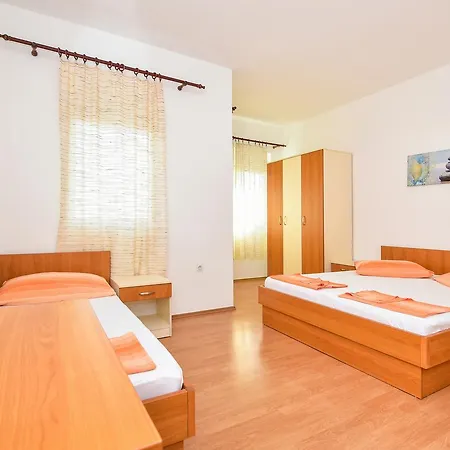 Apartment Beljo *